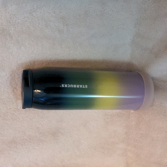 💚💛💜Starbucks Winter Gradient💚💛💜 - Picture 1 of 6